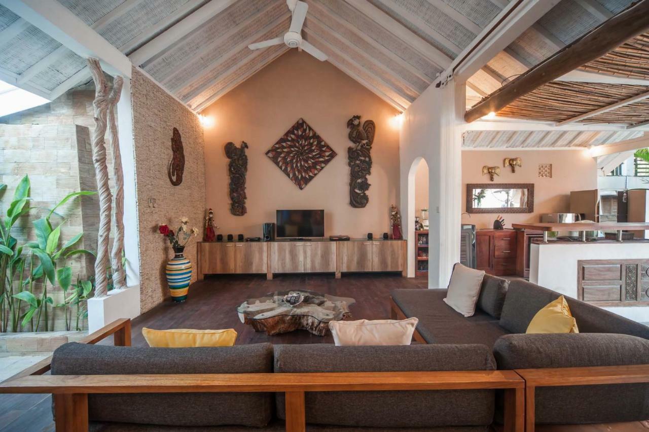 Coco Poco Villa Seminyak Экстерьер фото