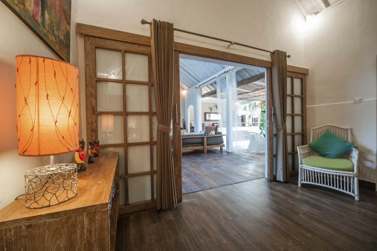 Coco Poco Villa Seminyak Экстерьер фото