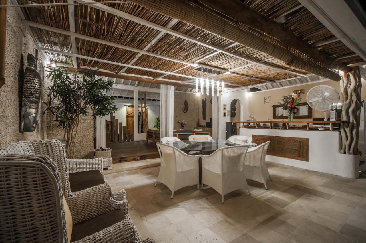 Coco Poco Villa Seminyak Экстерьер фото