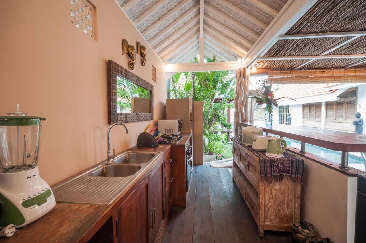 Coco Poco Villa Seminyak Экстерьер фото