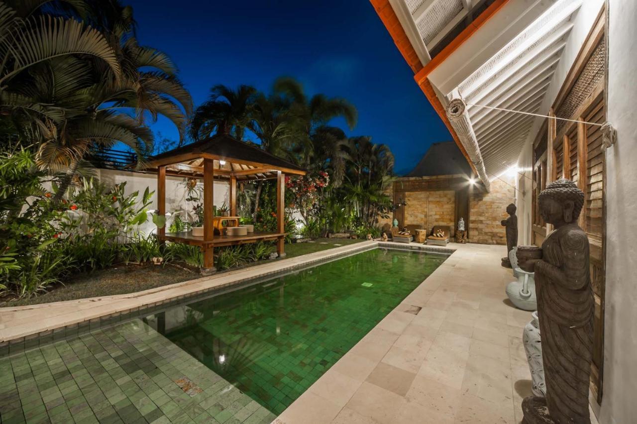Coco Poco Villa Seminyak Экстерьер фото