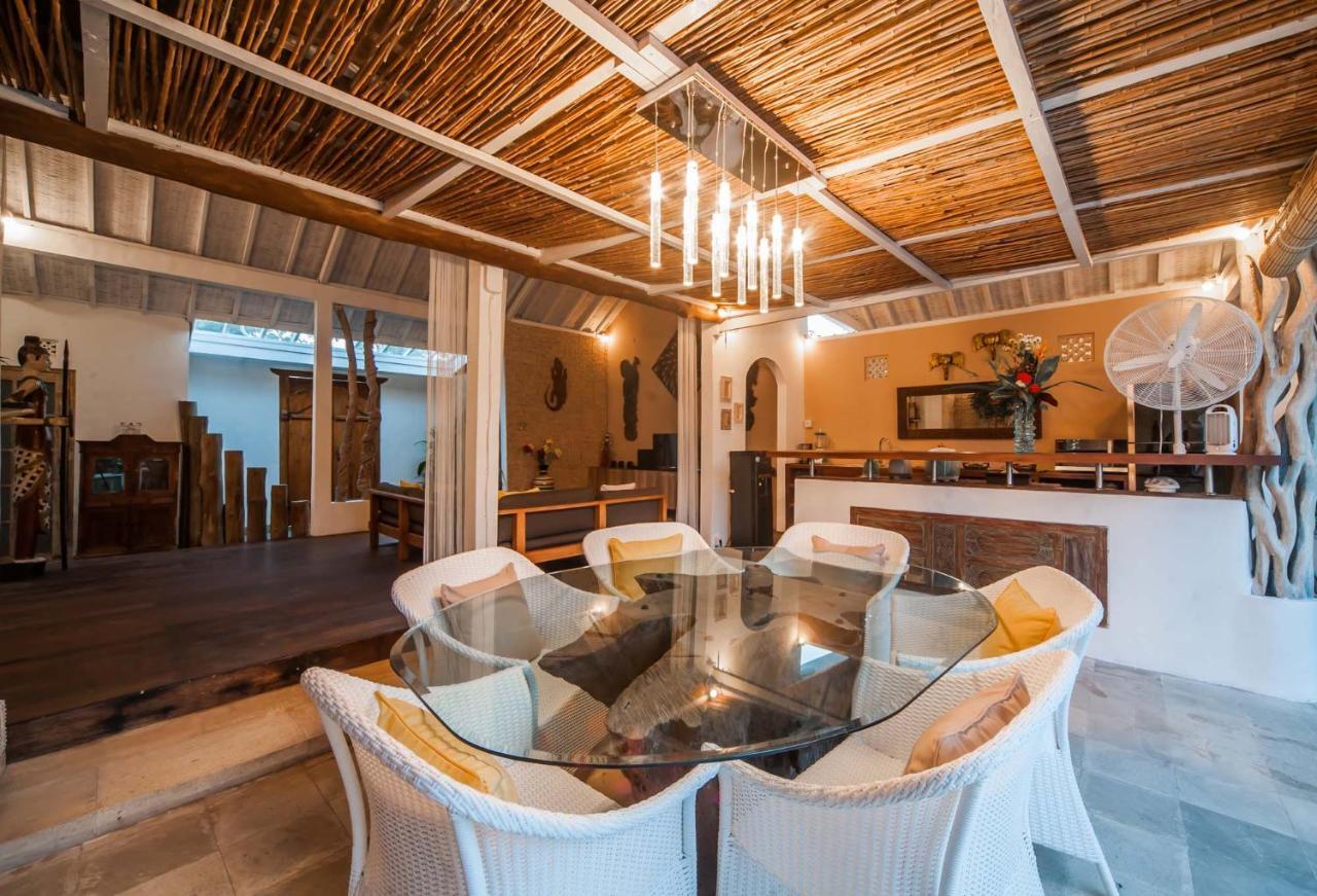 Coco Poco Villa Seminyak Экстерьер фото